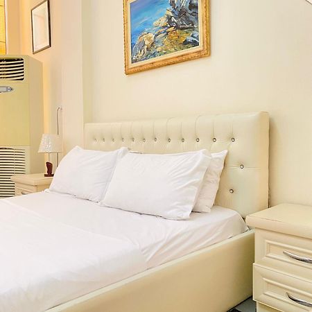 Hotel Pasarela Berat Zewnętrze zdjęcie