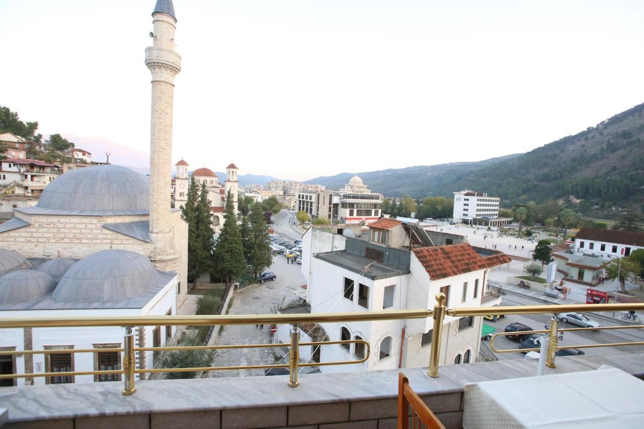 Hotel Pasarela Berat Zewnętrze zdjęcie