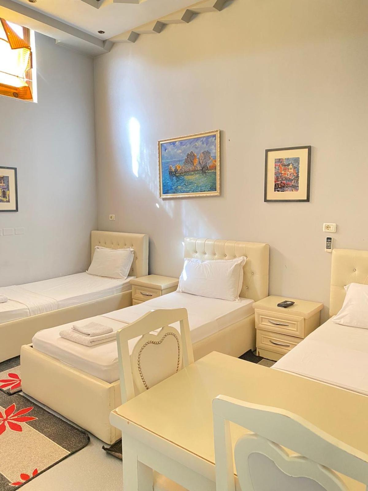 Hotel Pasarela Berat Zewnętrze zdjęcie