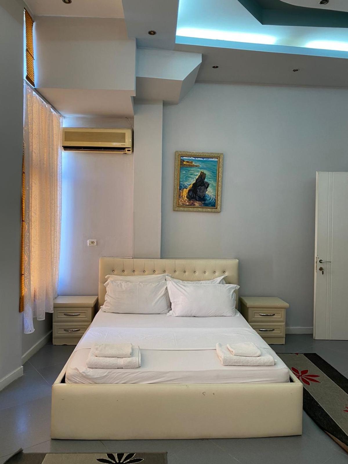 Hotel Pasarela Berat Zewnętrze zdjęcie